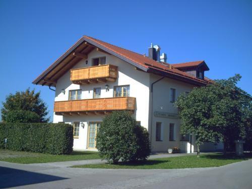Pension Demmel, Bed & Breakfast Bruckmuhl Exterior photo