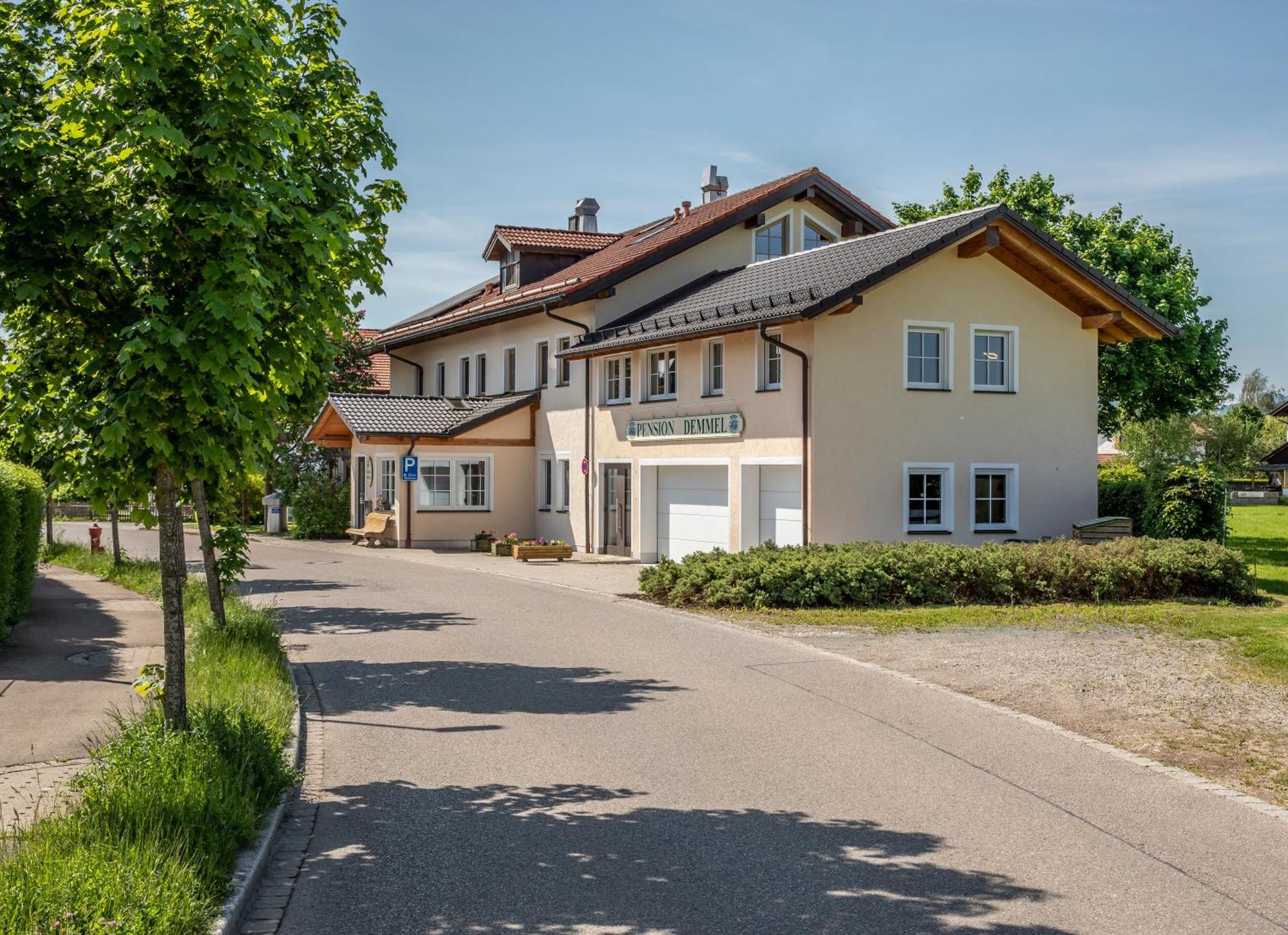 Pension Demmel, Bed & Breakfast Bruckmuhl Exterior photo